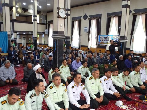 تصاویر/ اقامه نماز جمعه چهاربرج