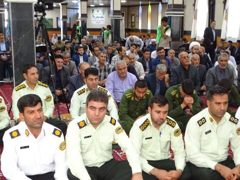 تصاویر/ اقامه نماز جمعه چهاربرج