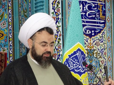 تصاویر/ اقامه نماز جمعه چهاربرج