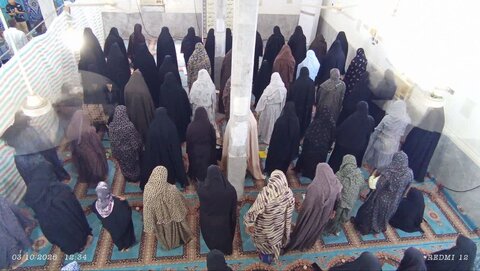 تصاویر/ اقامه نماز جمعه شهر نودژ