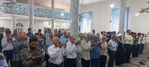 تصاویر/ اقامه نماز جمعه شهر نودژ