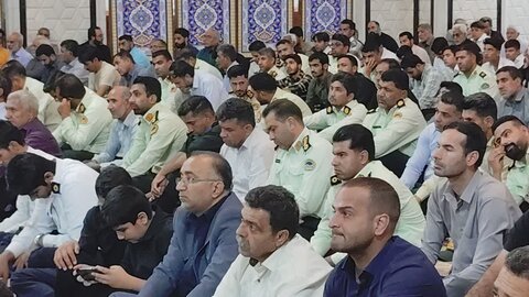 تصاویر/ اقامه نماز جمعه شهر بم