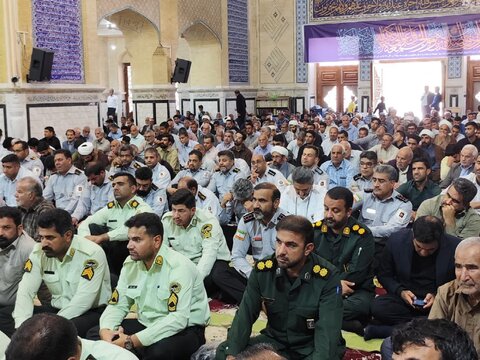 تصاویر/ اقامه نماز جمعه شهر بم