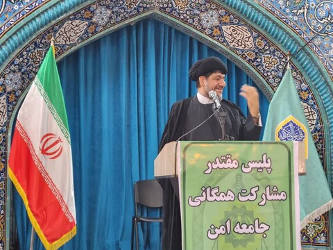 نماز جمعه گناوه به روایت تصویر