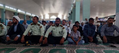 تصاویر/ اقامه نماز جمعه شهر عنبرآباد