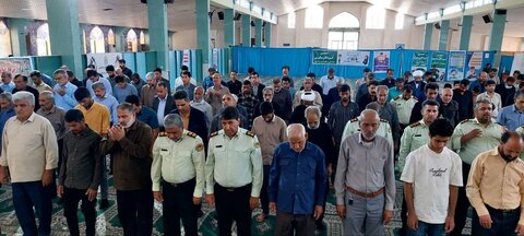 تصاویر/ اقامه نماز جمعه شهر عنبرآباد