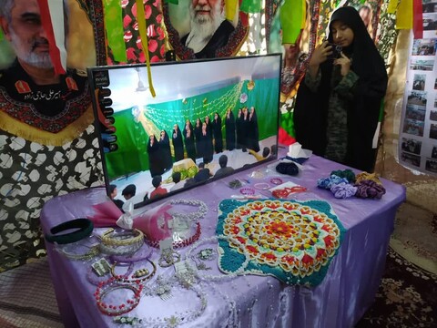 تصاویر/ افتتاح نمایشگاه طرح اسوه پایگاه های مقاومت بسیج دیلم