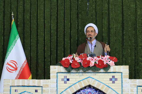 تصاویر/ اقامه نماز جمعه شهر ماهان