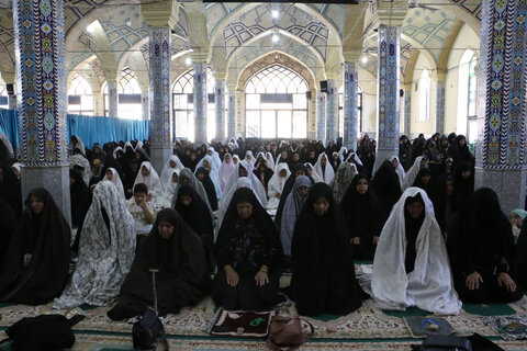 تصاویر/ اقامه نماز جمعه شهر ماهان