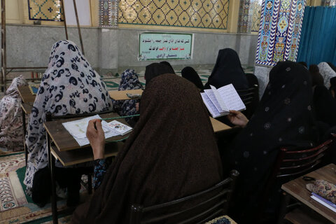 تصاویر/ اقامه نماز جمعه شهر ماهان