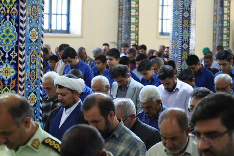 تصاویر/ اقامه نماز جمعه شهر ماهان