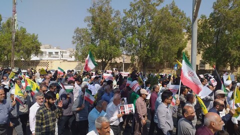 تصاویر/ راهپیمایی مردم بوشهر در حمایت از کاروان صُمود