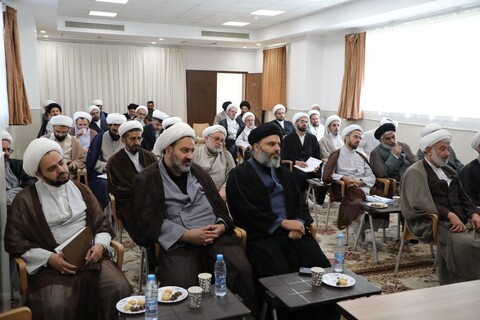 تصاویر/ روز دوم دوره دانش افزایی فلسفه دروس ویژه اساتید حوزه علمیه استان یزد