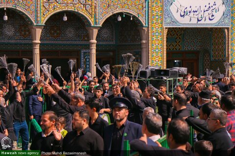 مواكب العزاء تتوافد على العتبة المعصومية بقم المقدسة إحياءً لذكرى وفاة صاحبتها