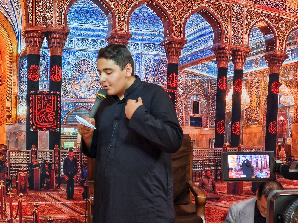 تصاویر/مراسم شب شهادت حضرت فاطمه معصومه(س) در بیت آیتالله فقیهی تصاویر/مراسم شب شهادت حضرت فاطمه معصومه(س) در بیت آیتالله فقیهی