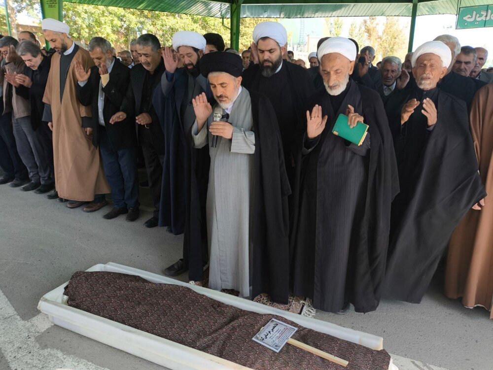تشییع پیکر حجت الاسلام خراسانی کیا در ارومیه + عکس
