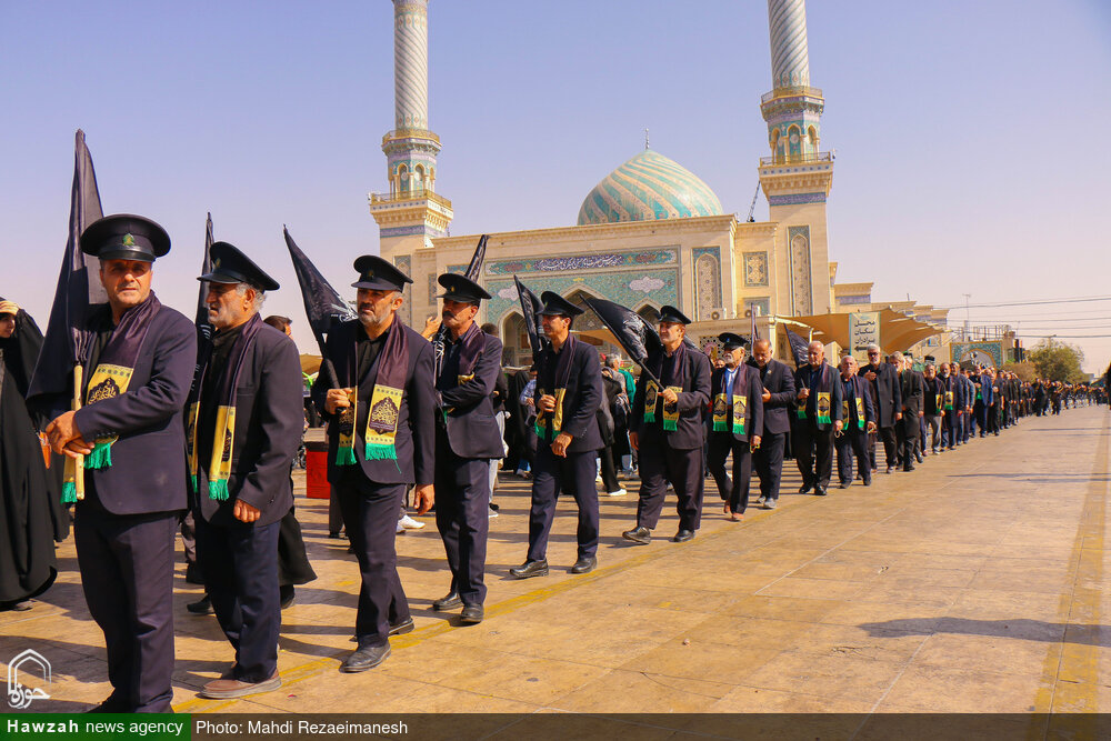 تصاویر/ دسته عزای خادمان و زائران حرم بانوی کرامت در سالروز رحلت حضرت معصومه سلام الله علیها