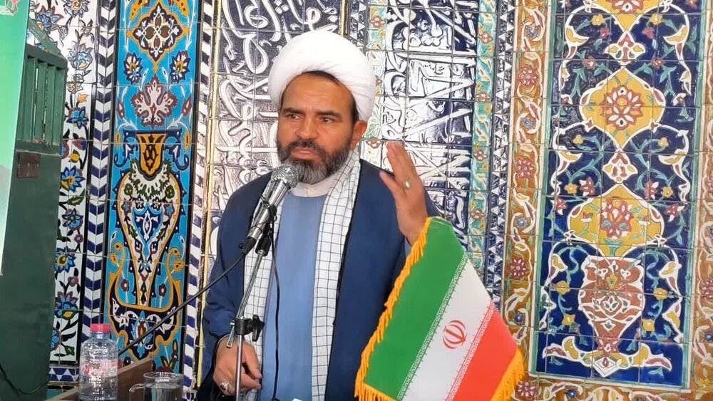 هشدار امام جمعه گاریزات و کهدوئیه نسبت به تعطیلی برخی مدارس و کمبود معلم