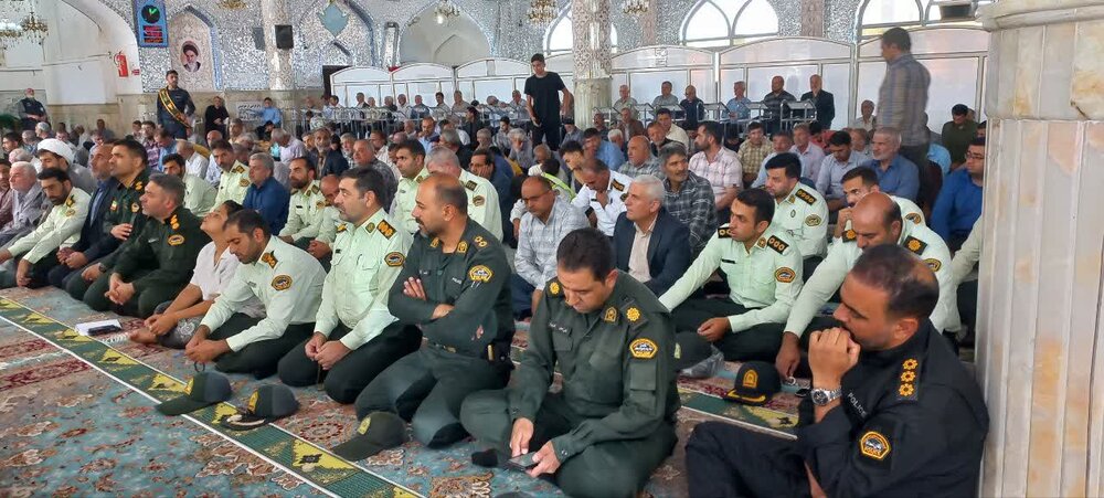 مسئولان اگر کاری انجام میدهند با رضایت قلبی و بدون منت باشد