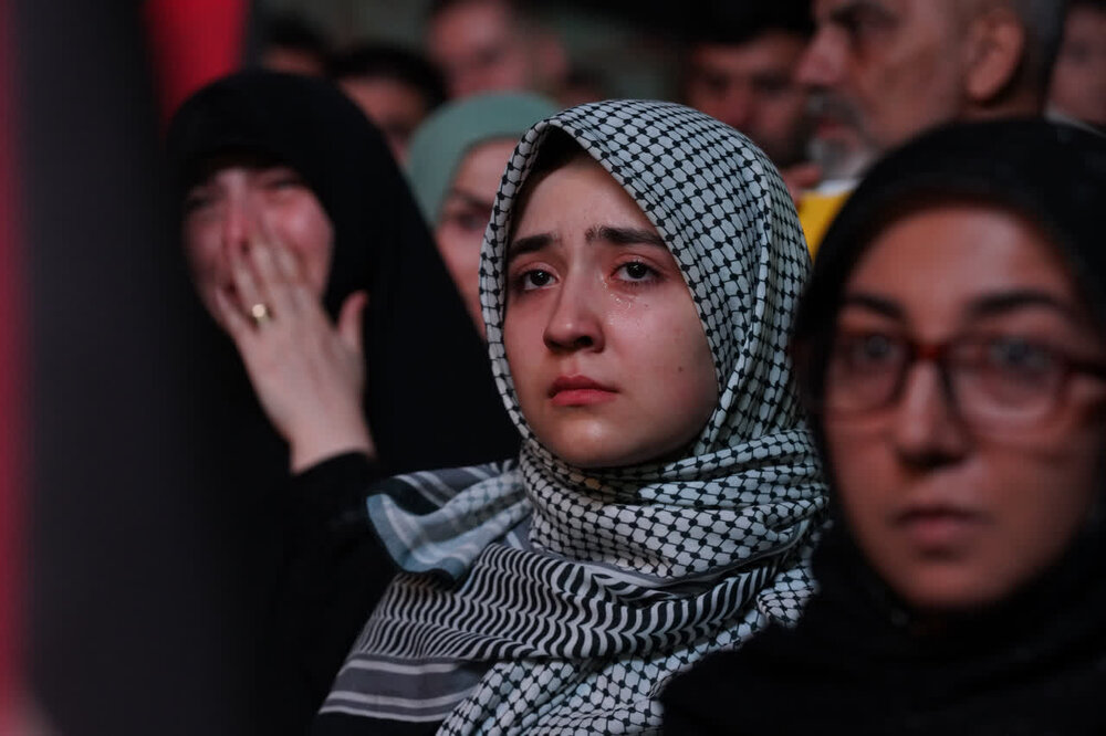 آرمان فلسطین ضرورتی وجودی برای بقای انسانیت است/  جمهوری اسلامی تنها راه نجات تمدن بشری