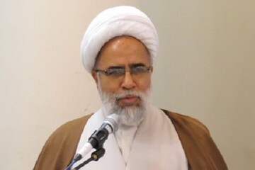 طلاب دانش‌پژوه باید در آینده به عنوان «عالم شهر» شناخته شوند