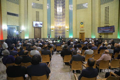 تصاویر / مراسم ترحیم همسر آیت الله العظمی سیستانی در تهران