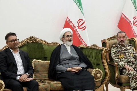 تصاویر/ ورود رئیس سازمان قضایی نیروهای مسلح کل کشور به بندرعباس مرکز استان هرمزگان