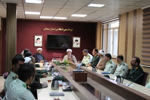 تصاویر/دیدار مسئول نمایندگی ولی فقیه در سپاه قائم آل محمد(عج) استان سمنان با مسئول عقیدتی سیاسی فرماندهی انتظامی استان سمنان