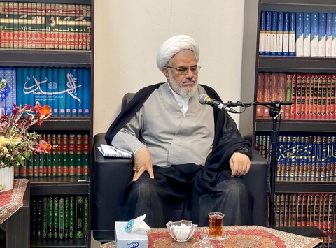 حوزه/ دیدار رئیس سازمان قضایی نیروهای مسلح کل کشور با نماینده ولی فقیه در استان هرمزگان