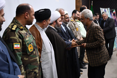 تصاویر/ آیین تجلیل از رزمندگان و پیشکسوتان شهرستان خوی