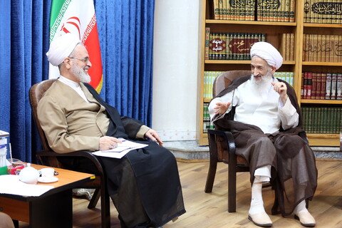 دیدار امام جمعه و نماینده ولی فقیه در استان مازندران با آیت الله اعرافی