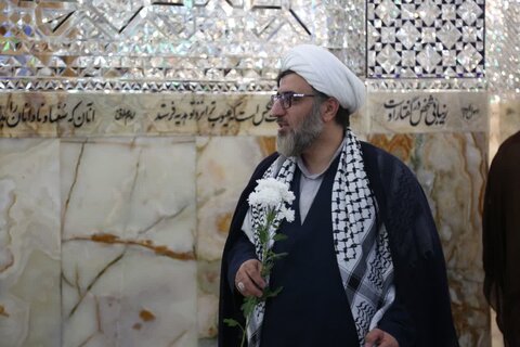 تصاویر/ آیین تکریم و غبارروبی از مزار شهدا و امامزاده جعفر