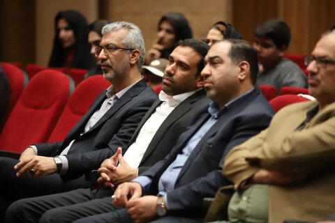 تصاویر/ کران مستند «علی نفتی»، همزمان با سالگرد شهادت شهید علی حسن‌پور اشکذری