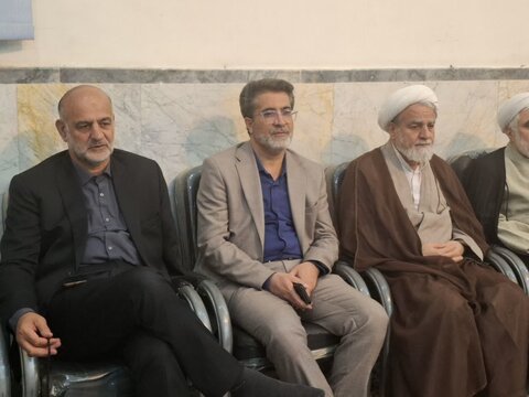 تصاویر/مراسم ترحیم ابوالزوجه نماینده ولی فقیه درکاشان مرحوم حجت الاسلام والمسلمین کشمیری