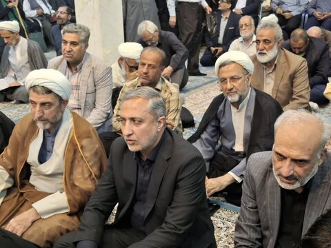 تصاویر/مراسم ترحیم ابوالزوجه نماینده ولی فقیه درکاشان مرحوم حجت الاسلام والمسلمین کشمیری