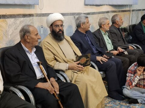 تصاویر/مراسم ترحیم ابوالزوجه نماینده ولی فقیه درکاشان مرحوم حجت الاسلام والمسلمین کشمیری