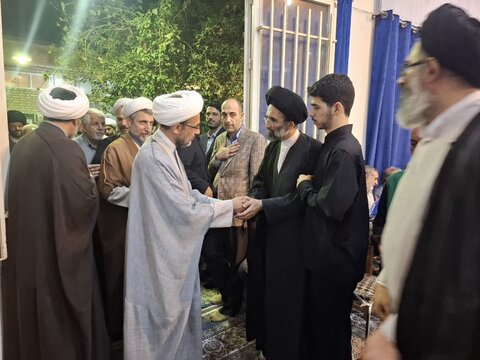 تصاویر/مراسم ترحیم ابوالزوجه نماینده ولی فقیه درکاشان مرحوم حجت الاسلام والمسلمین کشمیری