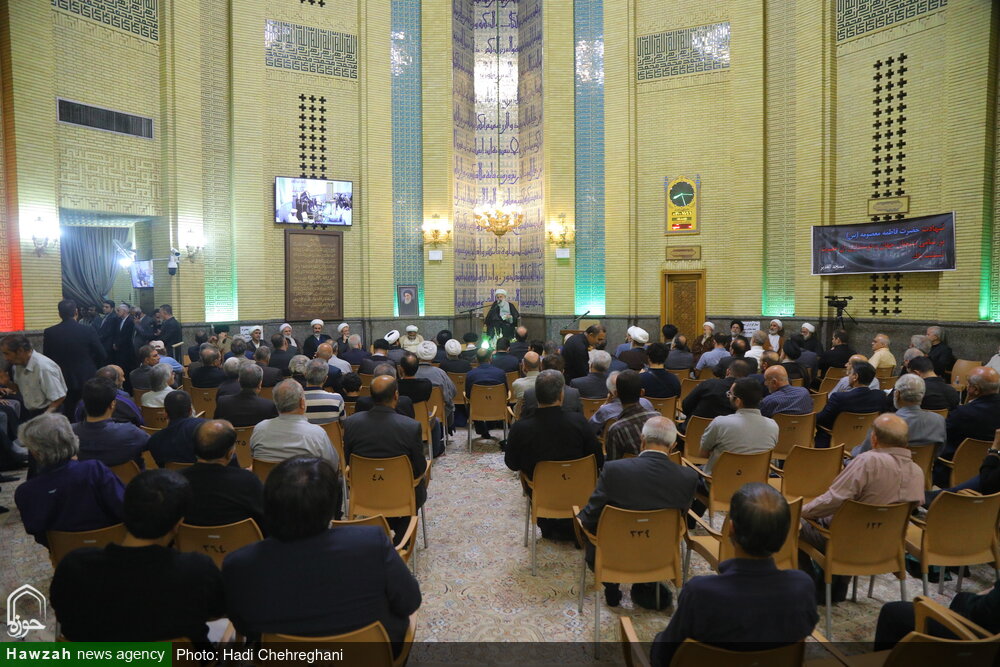 تصاویر / مراسم ترحیم همسر آیت الله العظمی سیستانی در تهران