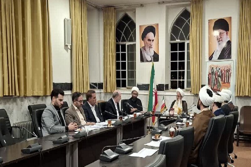 ظرفیت‌های حوزه باید در خدمت نظام تعلیم و تربیت قرار گیرد