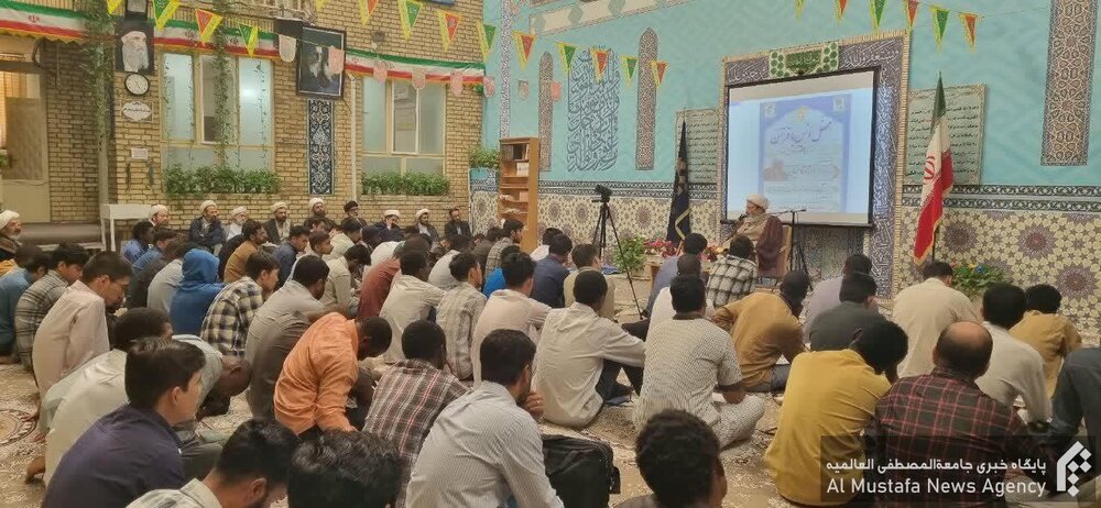 محفل انس با قرآن در سالگرد شهادت سید مقاومت برگزار شد