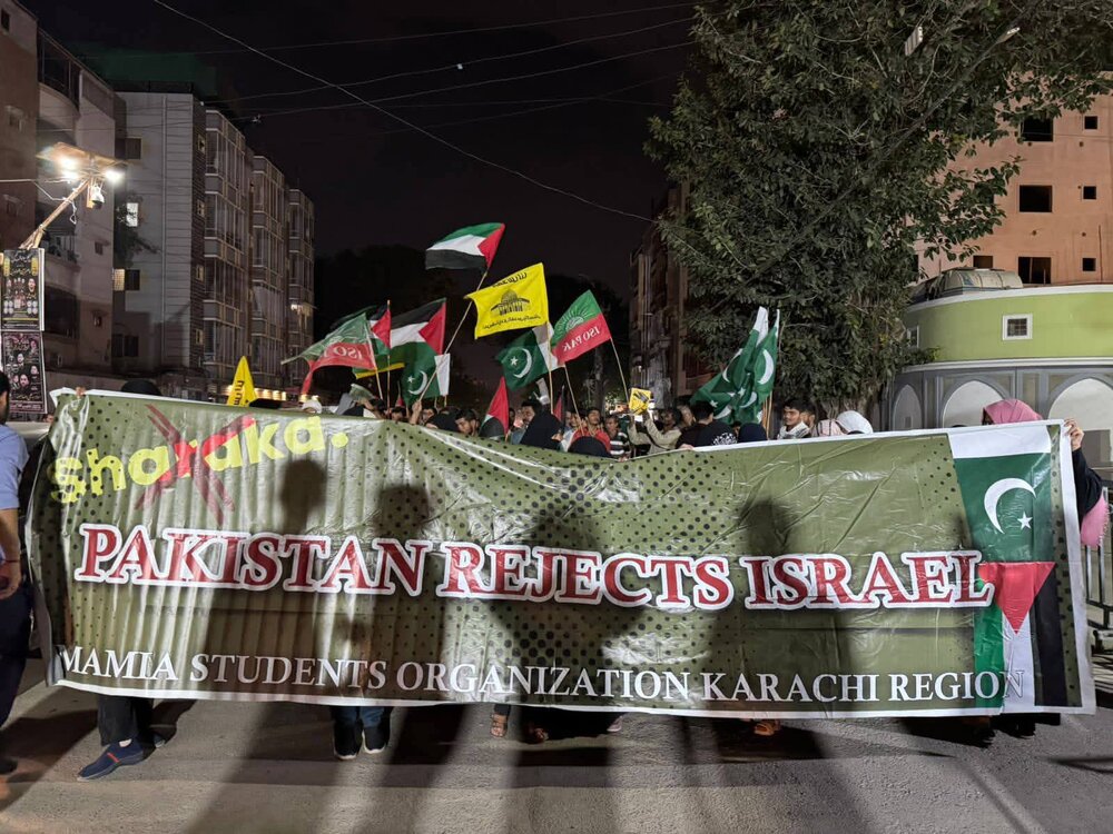 روحانی پاکستانی: فداکاری‌های مقاومت فلسطین سرانجام رژیم اسرائیل را به زوال خواهد کشاند