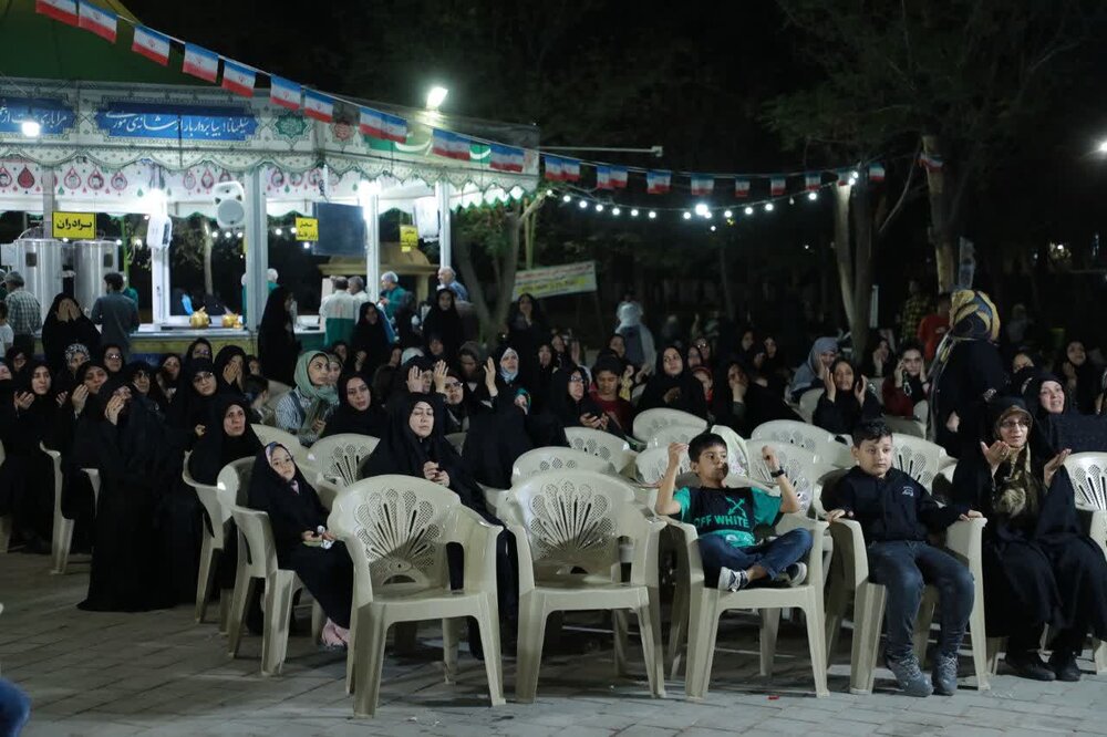 “رجالٌ صَدَقوا”؛ محفلی قرآنی و فرهنگی در چایخانه حضرت رضا (ع)کاشان