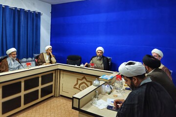 تصاویر/ جلسه کمیسیون مالی و اقتصادی مجمع نمایندگان طلاب و فضلای حوزه علمیه قم