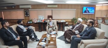 پیشرفت مصوبات سفر آیت‌الله اعرافی به گیلان؛ برنامه‌های جدید حوزه علمیه در جلسه با استاندار