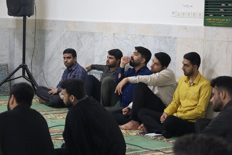 تصاویر / درس اخلاق طلاب مدرسه النبی (ص) بندرعباس