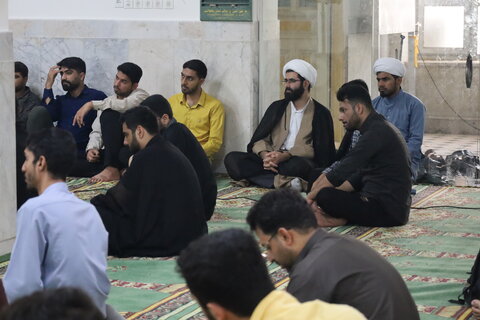 تصاویر / درس اخلاق طلاب مدرسه النبی (ص) بندرعباس