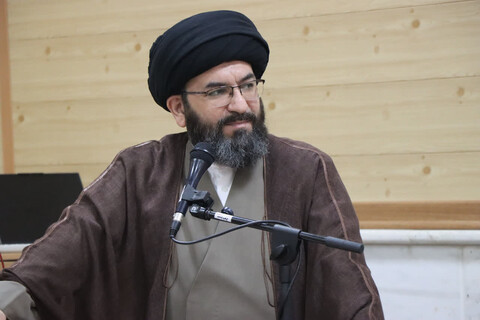 تصاویر/ نشست صمیمی نماینده ولی فقیه زنجان با طلاب خواهر مدارس طرح امین شهرستان زنجان