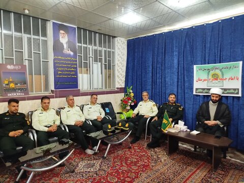 دیدار کارکنان انتظامی دلفان با امام جمعه شهرستان