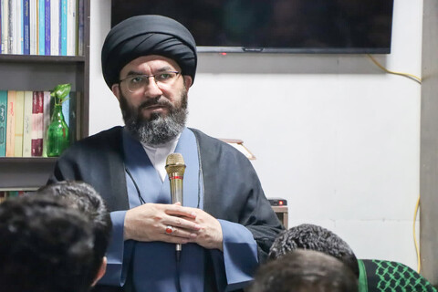 تصاویر |حضور نماینده ولی فقیه در استان زنجان در جمع اولیای و دانش آموزان مدارس امین زنجان