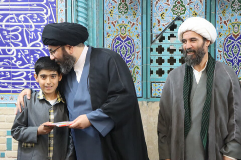 تصاویر |حضور نماینده ولی فقیه در استان زنجان در جمع اولیای و دانش آموزان مدارس امین زنجان